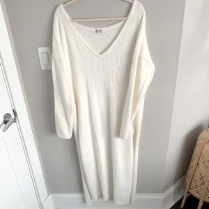 NWOT Free People Girls Night In Maxi Pullover